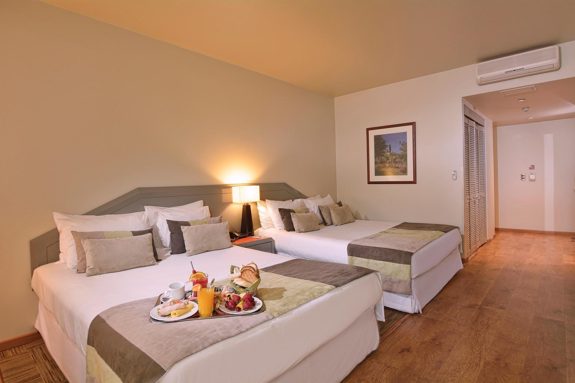 Hotel Eurotel Providencia Santiago del Cile Esterno foto